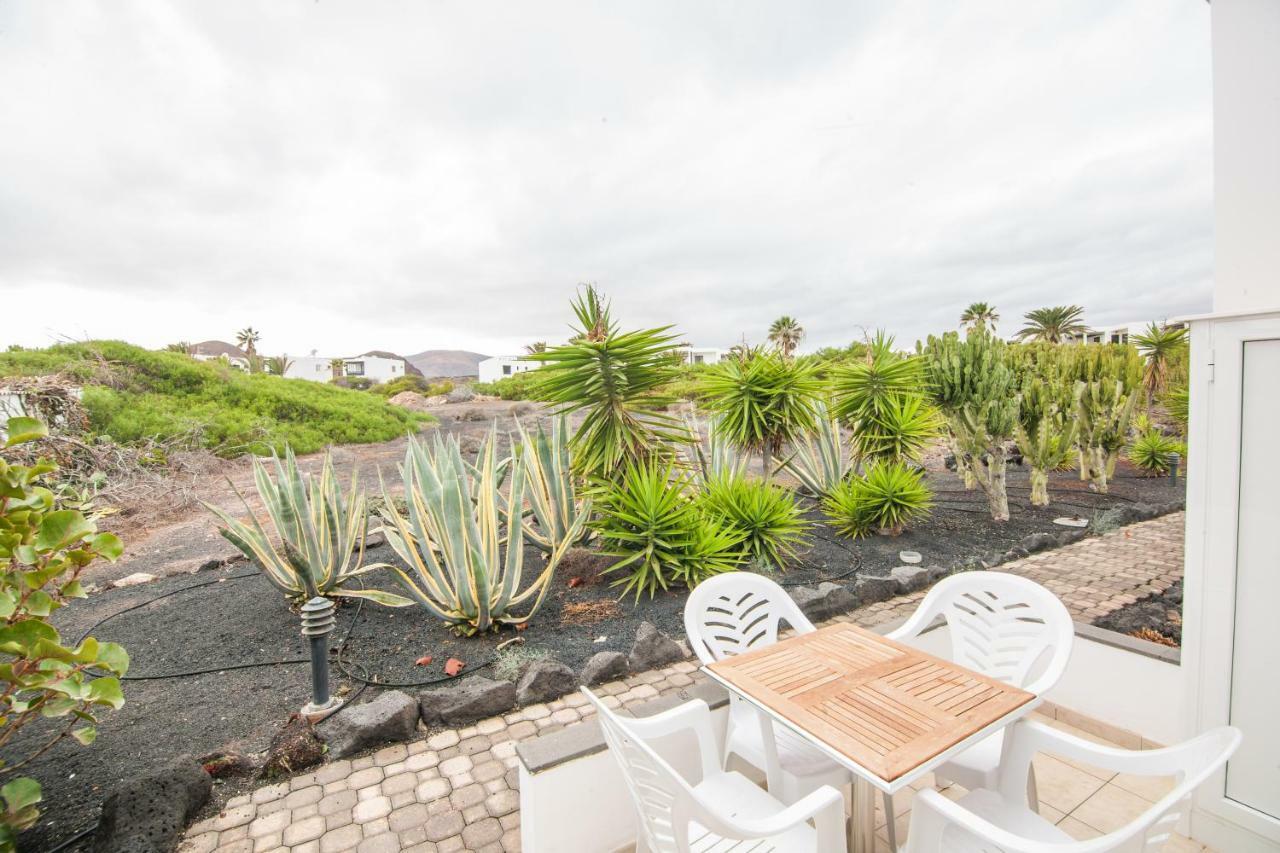Charco Del Palo Bungalows Exterior foto